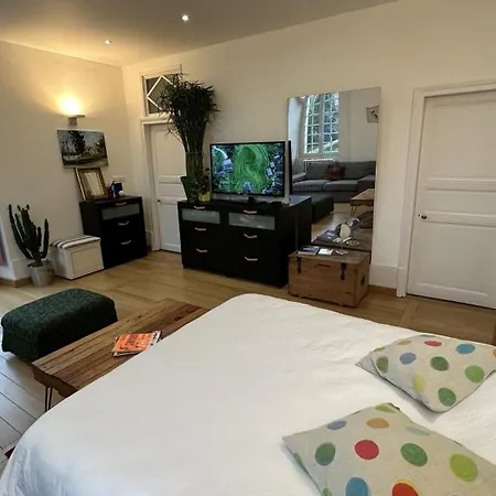 Le Prieure De Buffon Bed & Breakfast Room photo