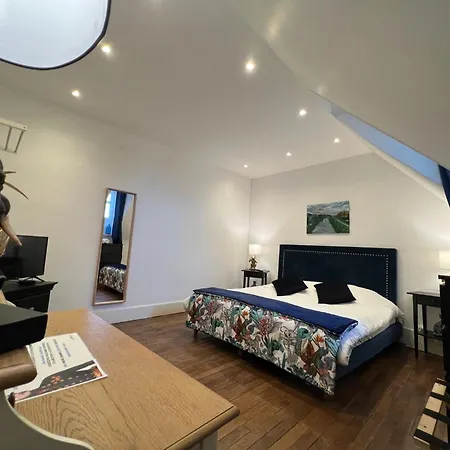Le Prieure De Buffon Bed & Breakfast Room photo